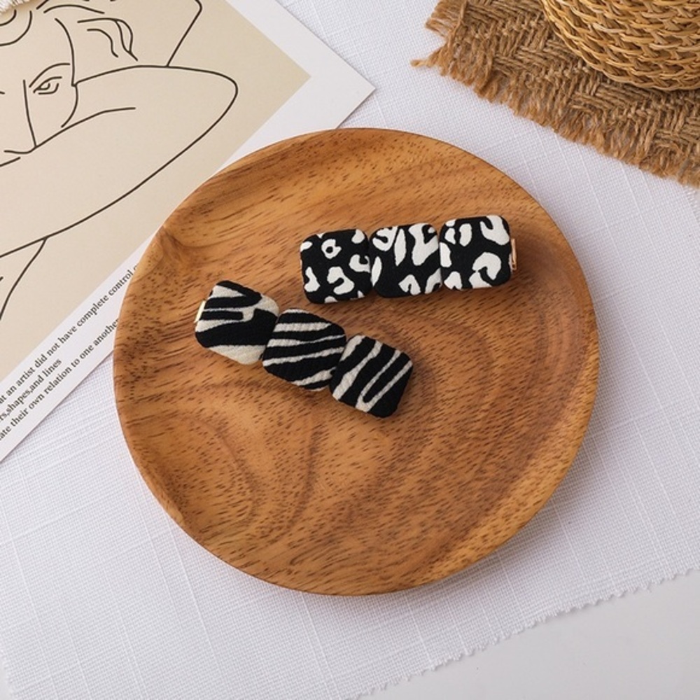 Animal print hair clips